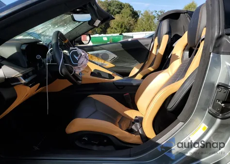 2023 Chevrolet Corvette Stingray 3Lt z USA, uszkodzony, nr VIN 1G1YC3D43P5125220